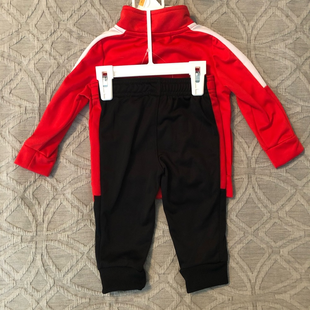 NWT PUMA Toddler Red and Black Jogger Set (12 Mos) - Picture 9 of 10